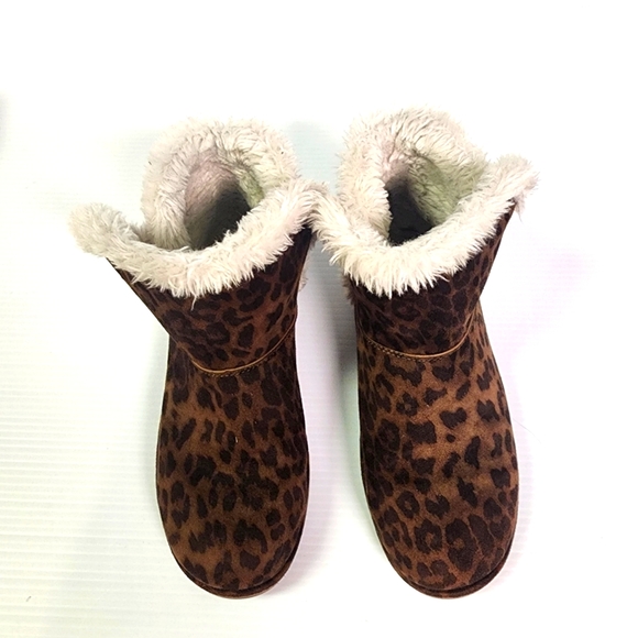 Calistoga 3 Tier Tan Leopard Print Slip on Short Boots Soft Faux Fur Lined Sz 9 - Picture 2 of 7